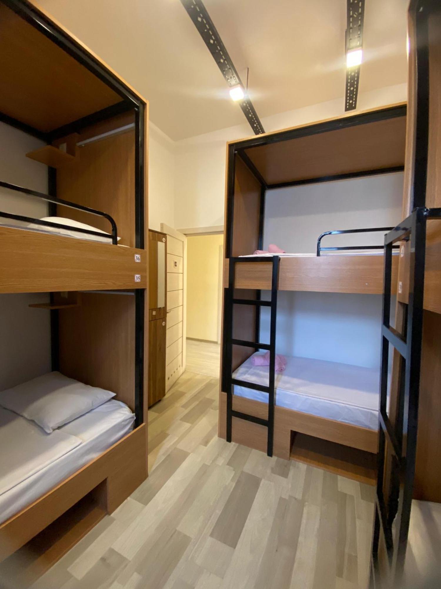 Central Hostel Şǝki Esterno foto